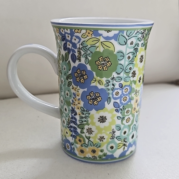 VERA BRADLEY Mug English Meadow Floral Design Retired 2011 8 Oz - Picture 2 of 7